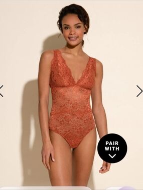 NWT Cosabella Women's Rust Lace V-Neck BodysuitPret A Porter Body Sz M $150